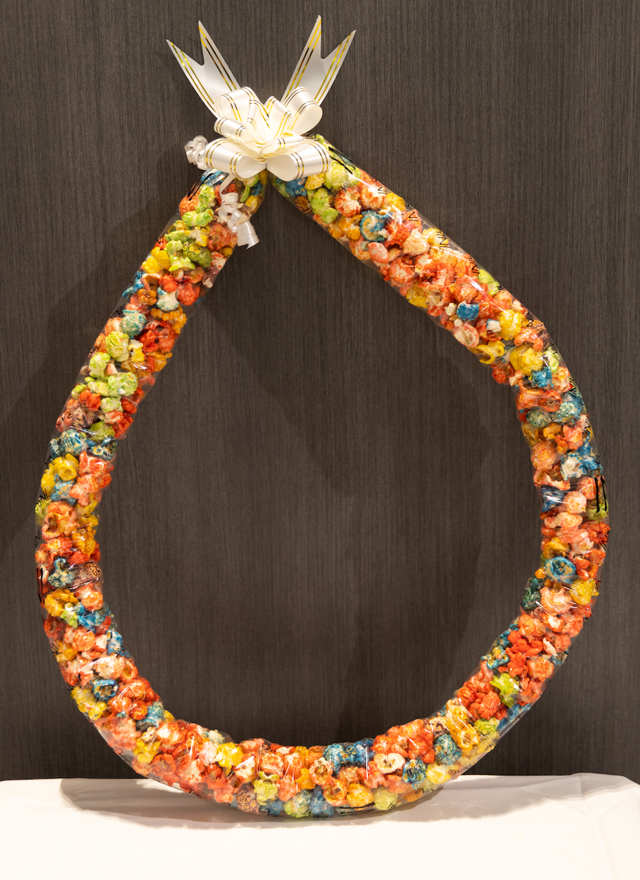 Custom Color Popcorn Lei - 1 Count